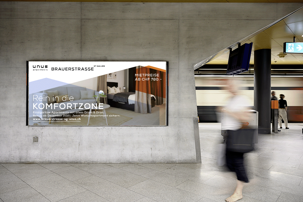 Unus - Plakat Billboard Bahnhof